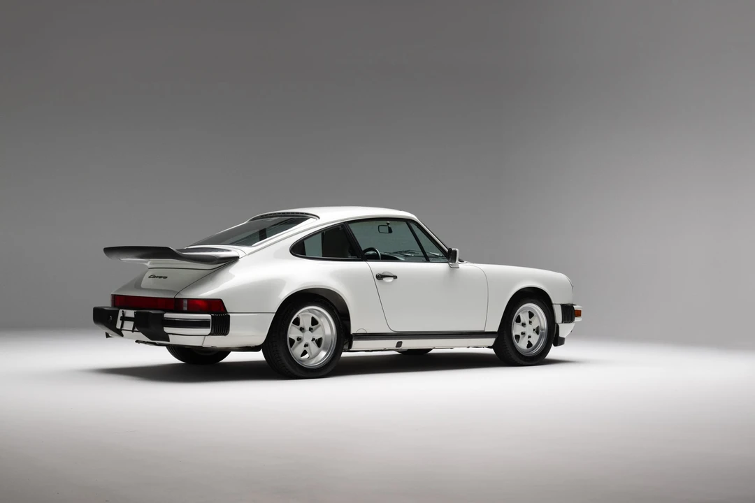 1989 Porsche 911 Carrera 3.2 - Image 26 of 31
