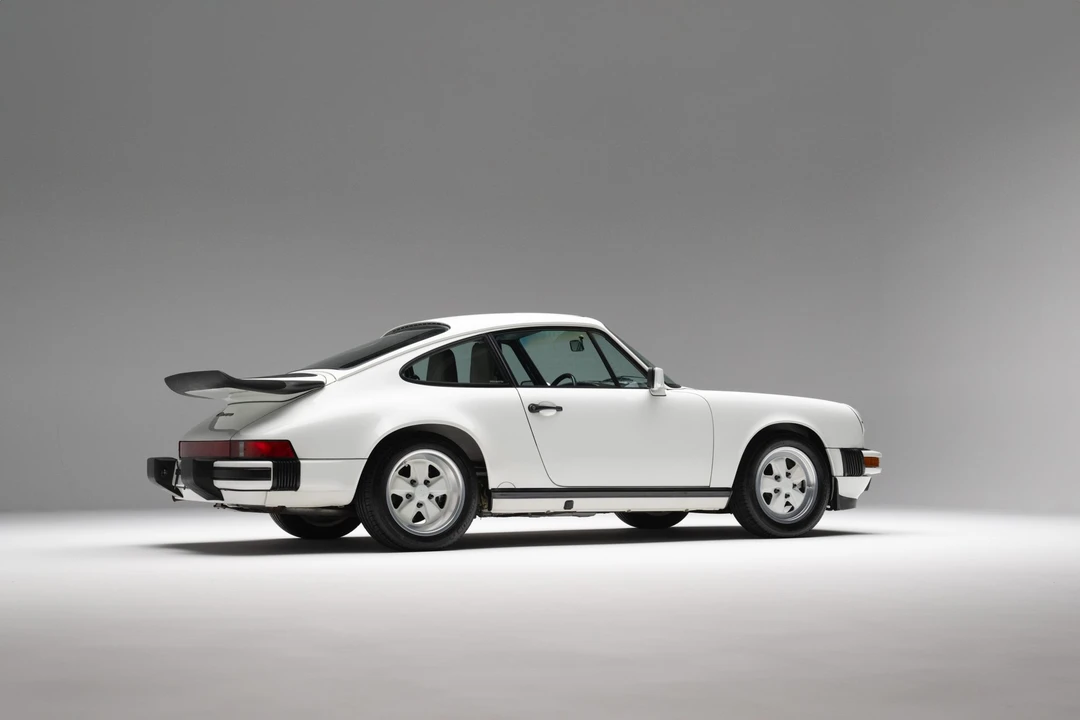1989 Porsche 911 Carrera 3.2 - Image 24 of 31