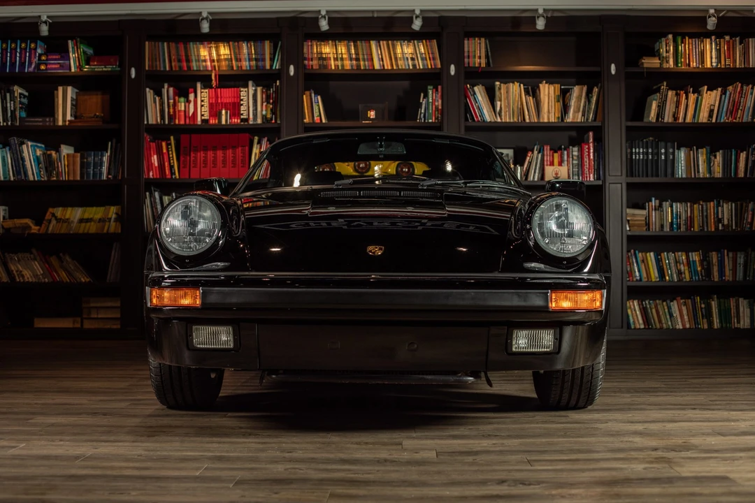 1989 Porsche 911 Carrera 3.2 - Image 28 of 31