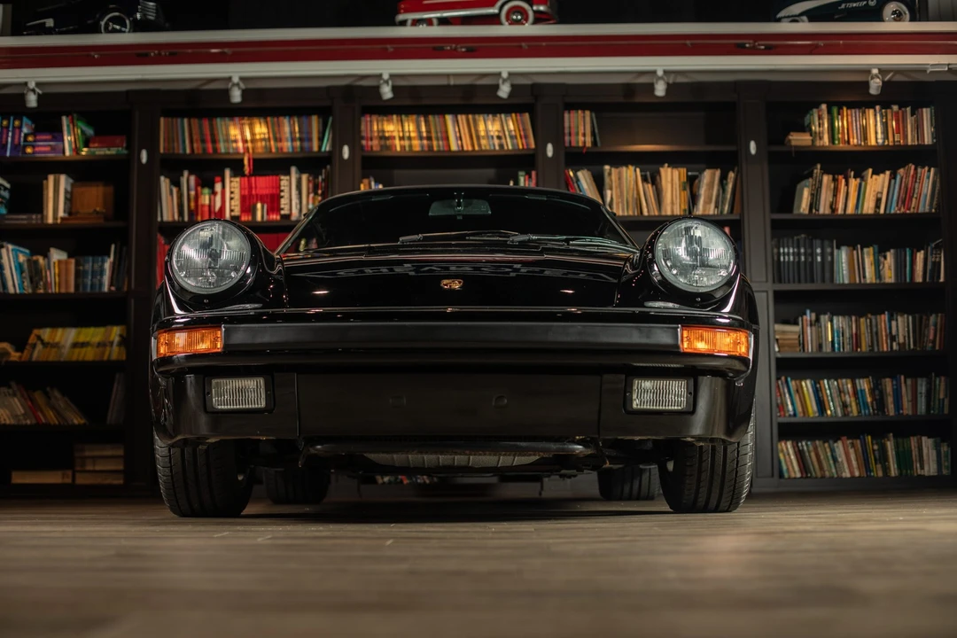 1989 Porsche 911 Carrera 3.2 - Image 30 of 31