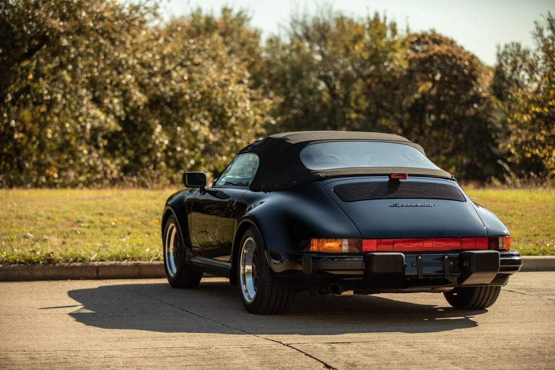 1989 Porsche 911 Carrera 3.2 - Image 9 of 31