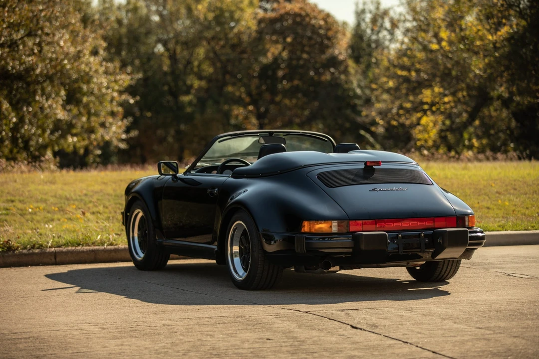 1989 Porsche 911 Carrera 3.2 - Image 23 of 31