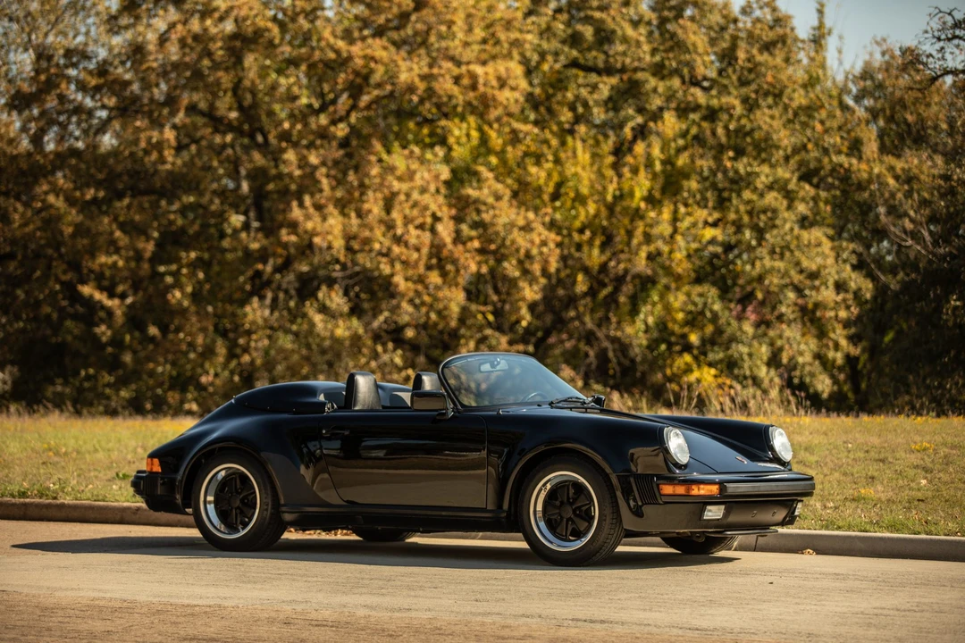 1989 Porsche 911 Carrera 3.2 - Image 16 of 31