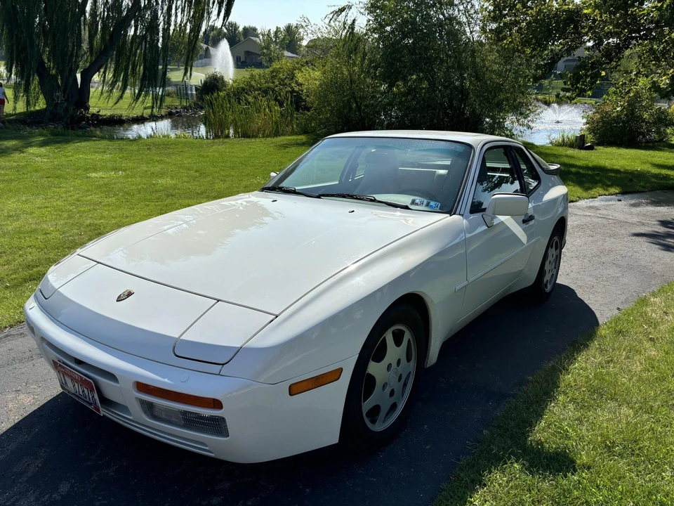 1989 Porsche 944 Turbo - Image 6 of 31