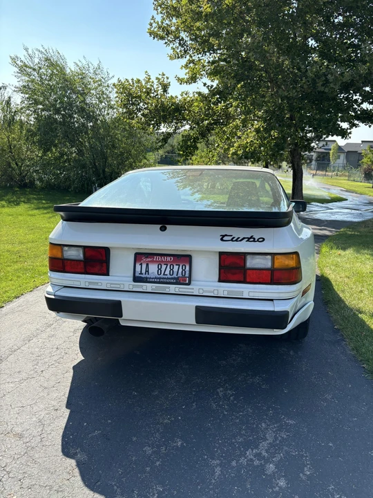 1989 Porsche 944 Turbo - Image 13 of 31