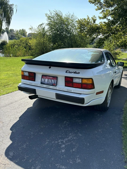 1989 Porsche 944 Turbo - Image 12 of 31