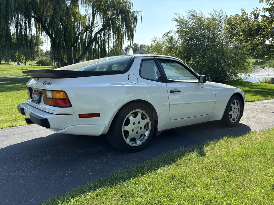 1989 Porsche 944 Turbo - Image 18 of 31