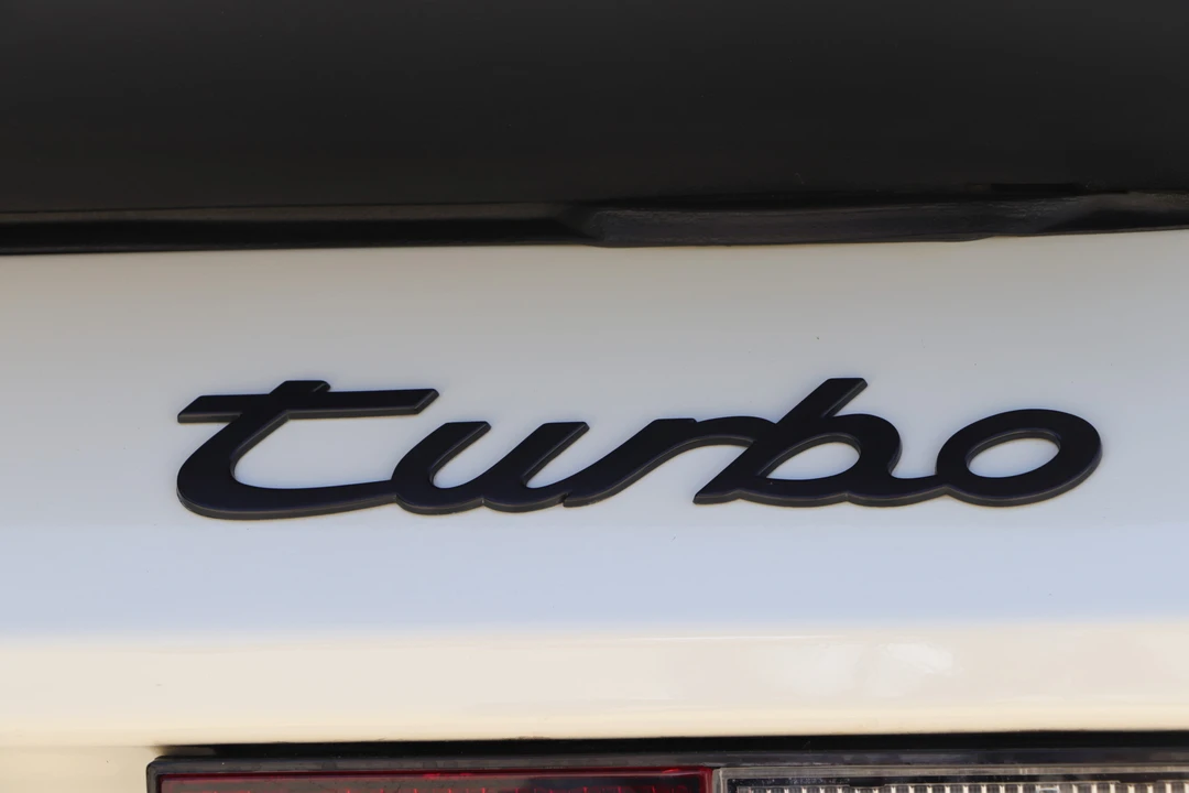 1989 Porsche 944 Turbo - Image 10 of 31
