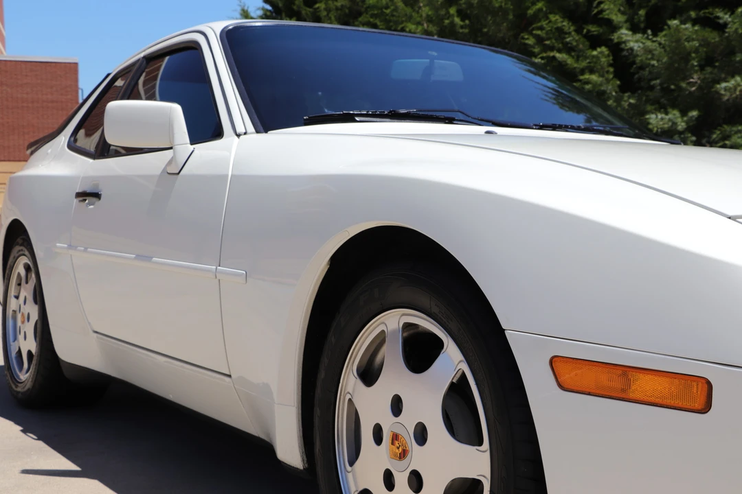 1989 Porsche 944 Turbo - Image 26 of 31