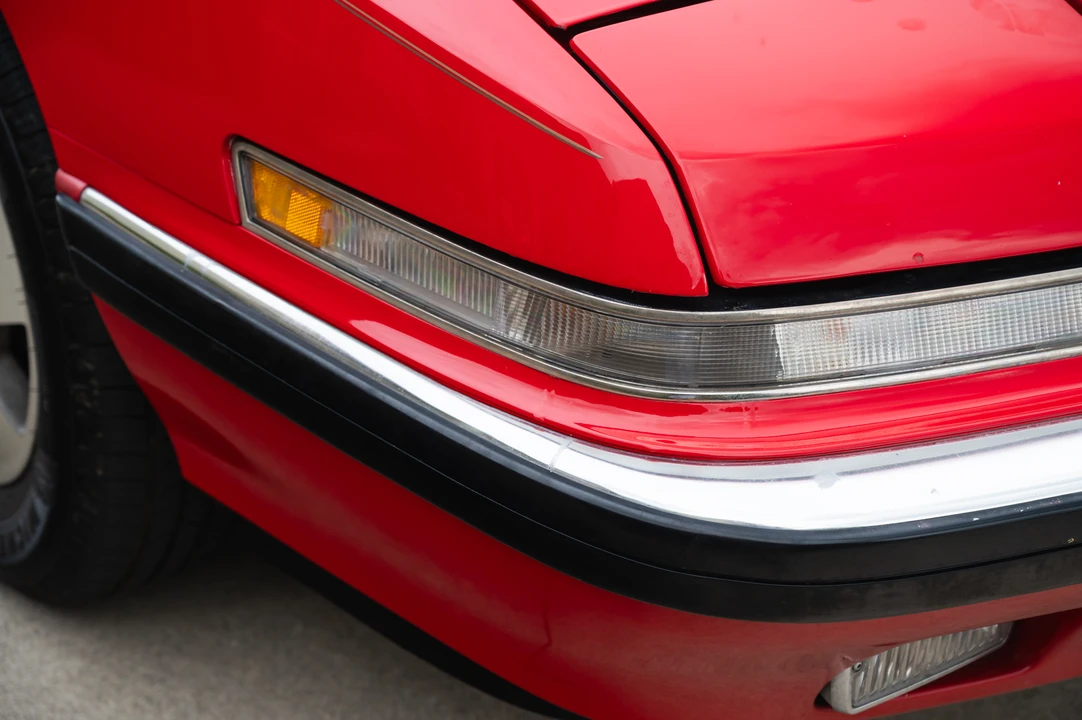 1990 Buick Reatta - Image 31 of 31
