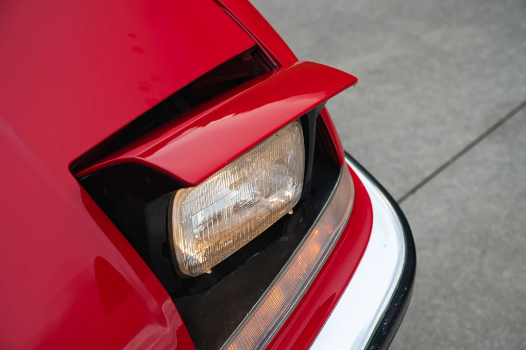 1990 Buick Reatta - Image 26 of 31