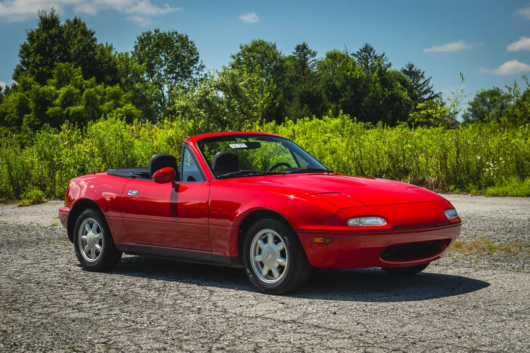 1990 Mazda NA MX-5 Miata - Image 2 of 31