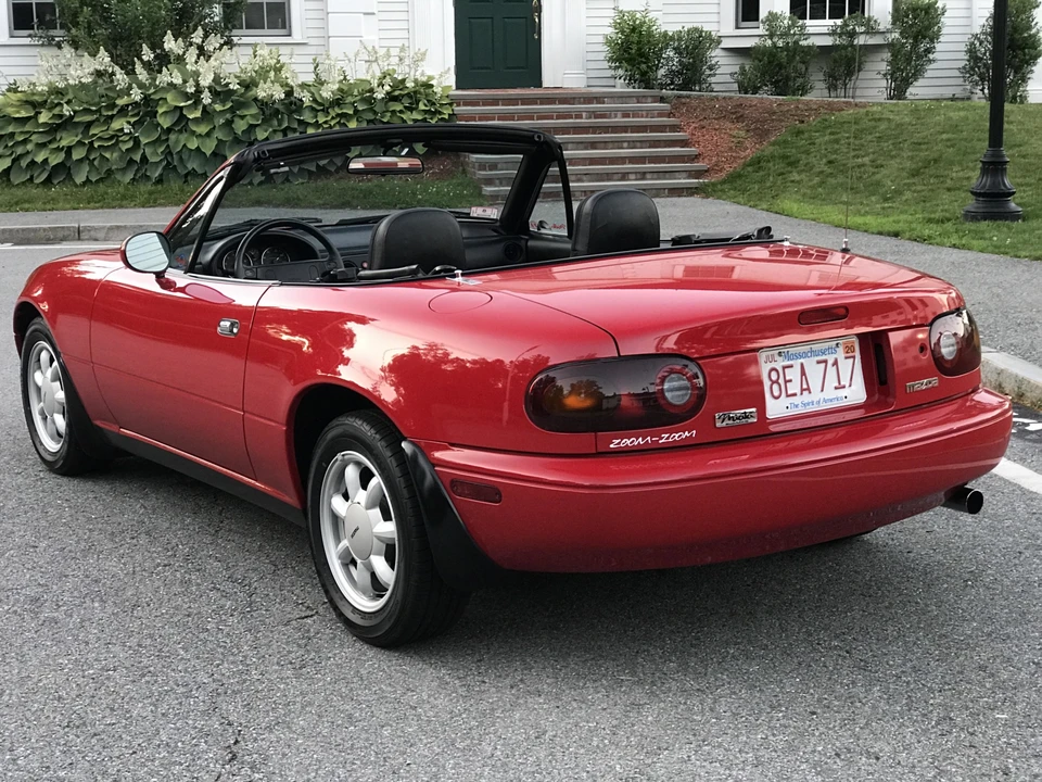 1990 Mazda NA MX-5 Miata - Image 10 of 31