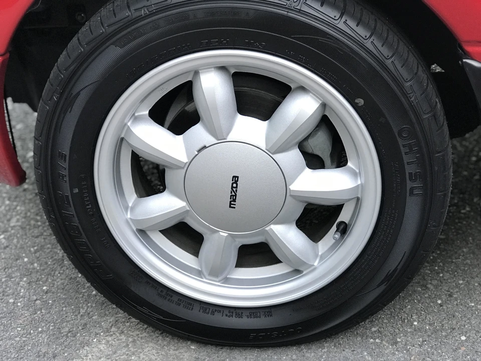 1990 Mazda NA MX-5 Miata - Image 15 of 31
