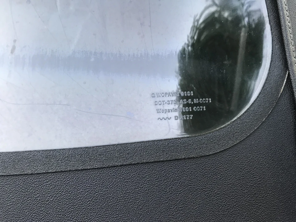 1990 Mazda NA MX-5 Miata - Image 28 of 31