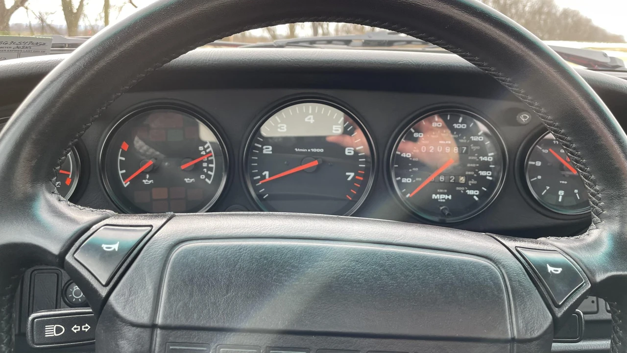1990 Porsche 964 Carrera - Image 29 of 31