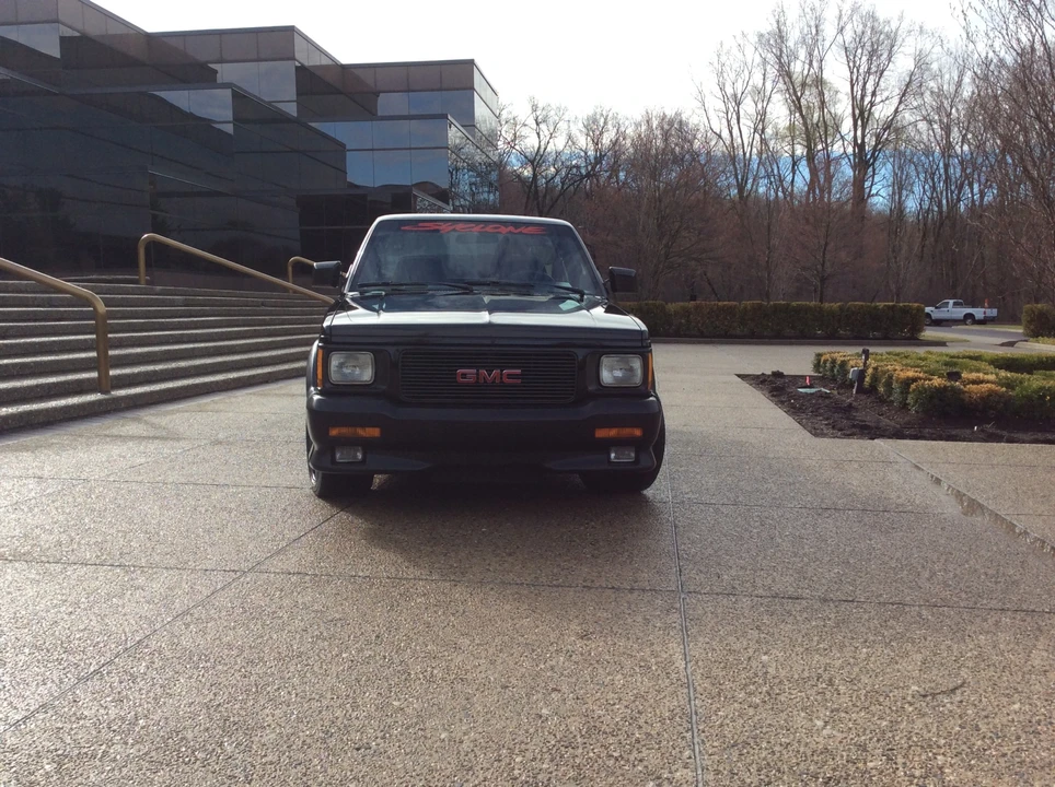 1991 GMC Syclone - Image 18 of 31
