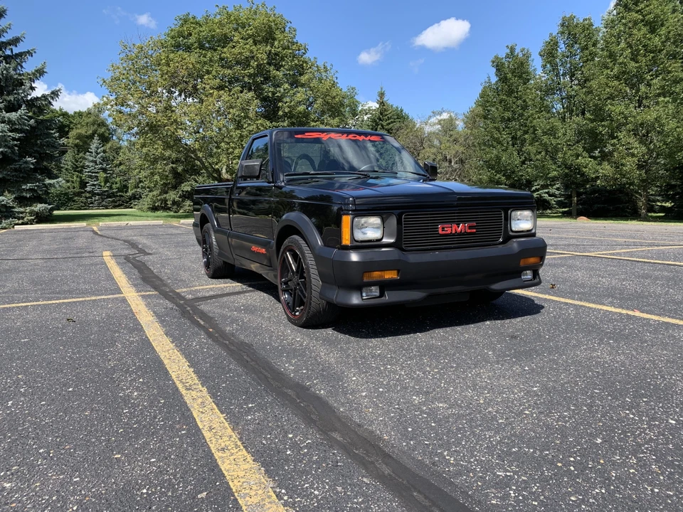 1991 GMC Syclone - Image 5 of 31
