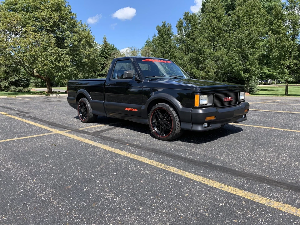 1991 GMC Syclone - Image 4 of 31