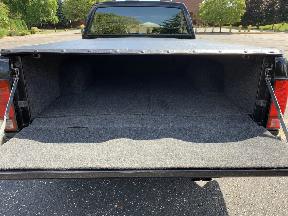 1991 GMC Syclone - Image 29 of 31