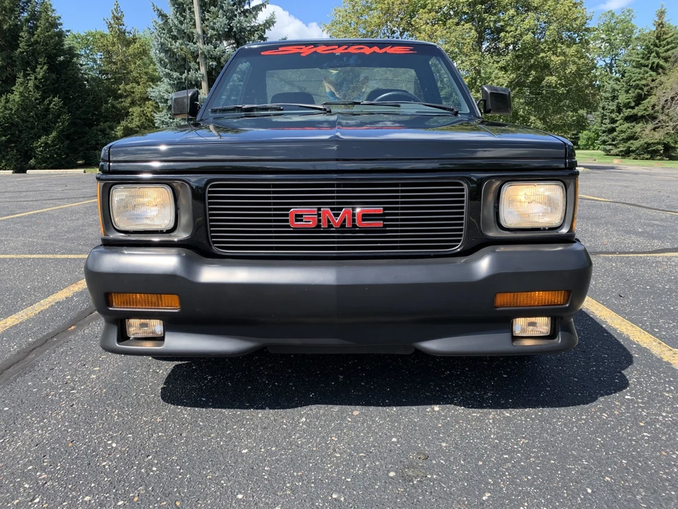 1991 GMC Syclone - Image 7 of 31