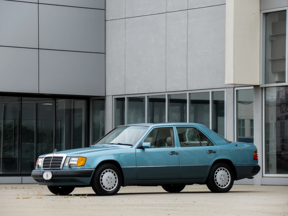 1991 Mercedes-Benz W124 E-Class - Image 4 of 31