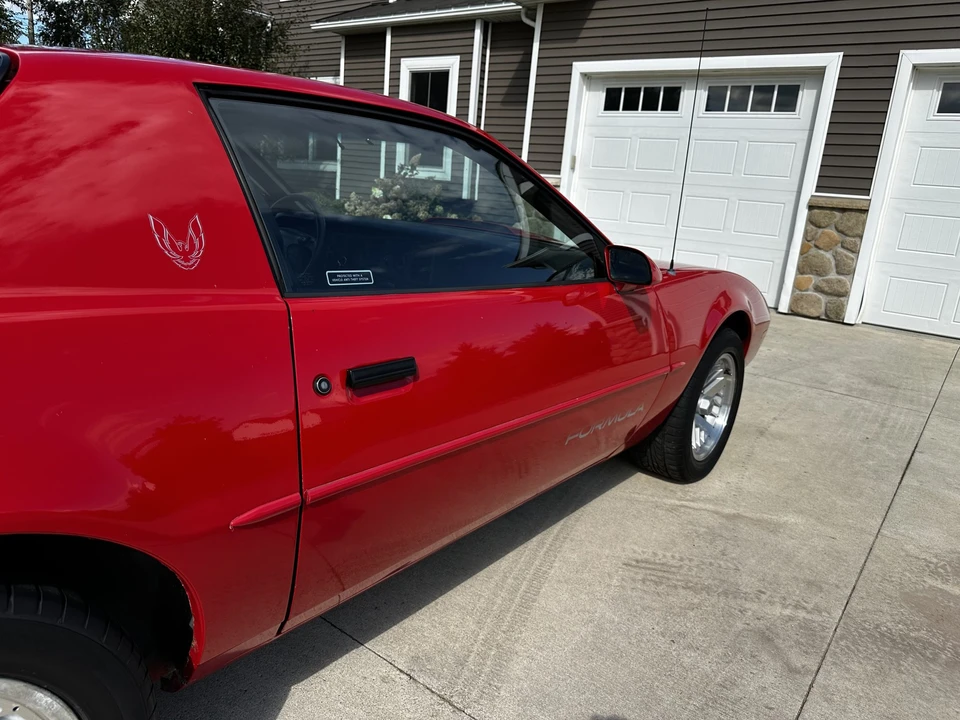 1991 Pontiac Firebird 3rd Gen - Image 22 of 31