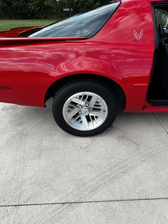1991 Pontiac Firebird 3rd Gen - Image 27 of 31