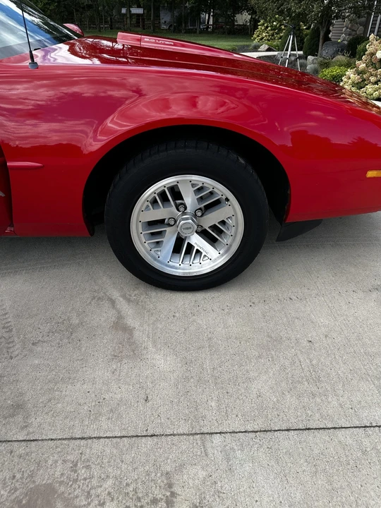 1991 Pontiac Firebird 3rd Gen - Image 28 of 31
