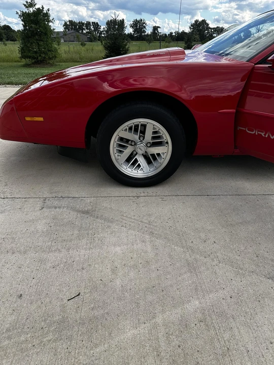 1991 Pontiac Firebird 3rd Gen - Image 26 of 31