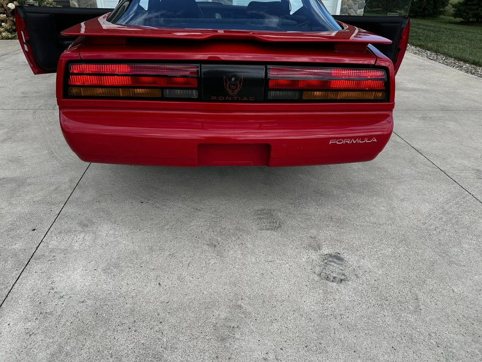 1991 Pontiac Firebird 3rd Gen - Image 19 of 31