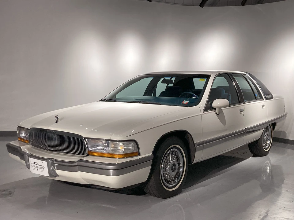 1992 Buick Roadmaster - Image 4 of 31