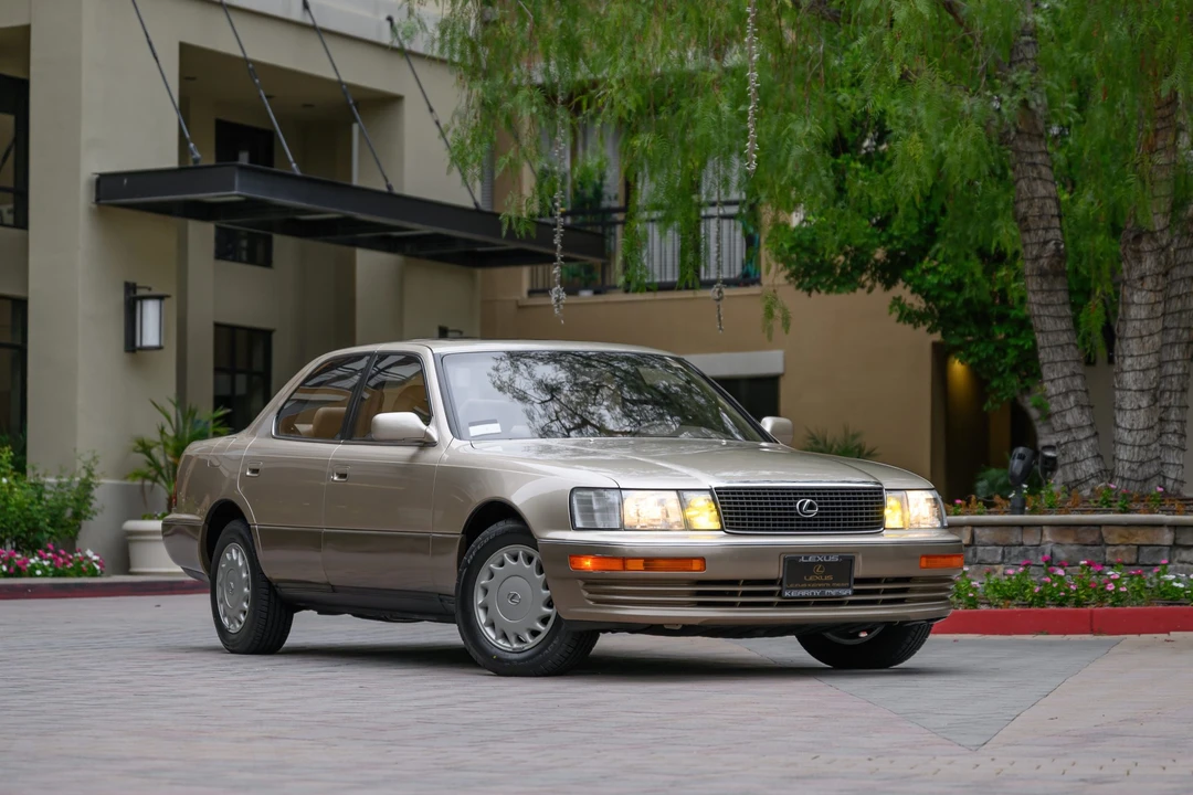 1992 Lexus LS 1st Gen - Image 9 of 31