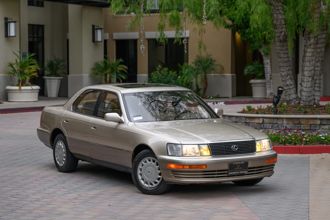 1992 Lexus LS 1st Gen - Image 8 of 31