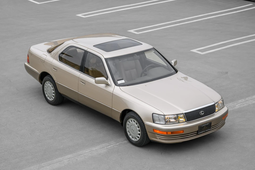 1992 Lexus LS 1st Gen - Image 23 of 31