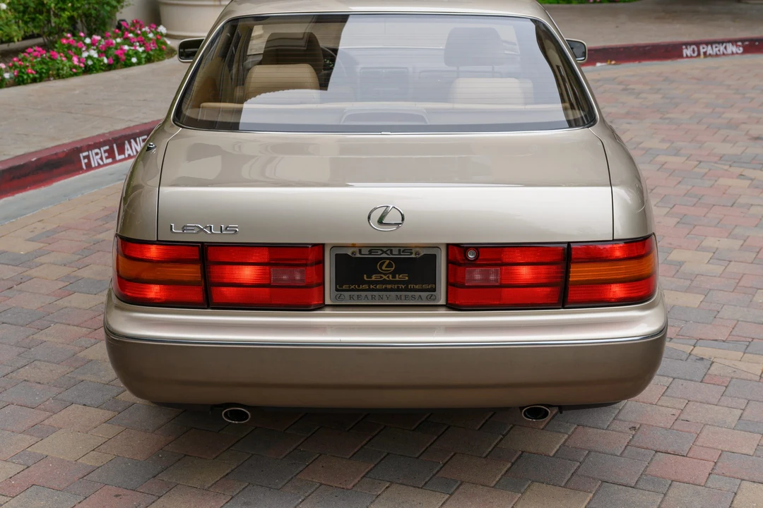1992 Lexus LS 1st Gen - Image 30 of 31