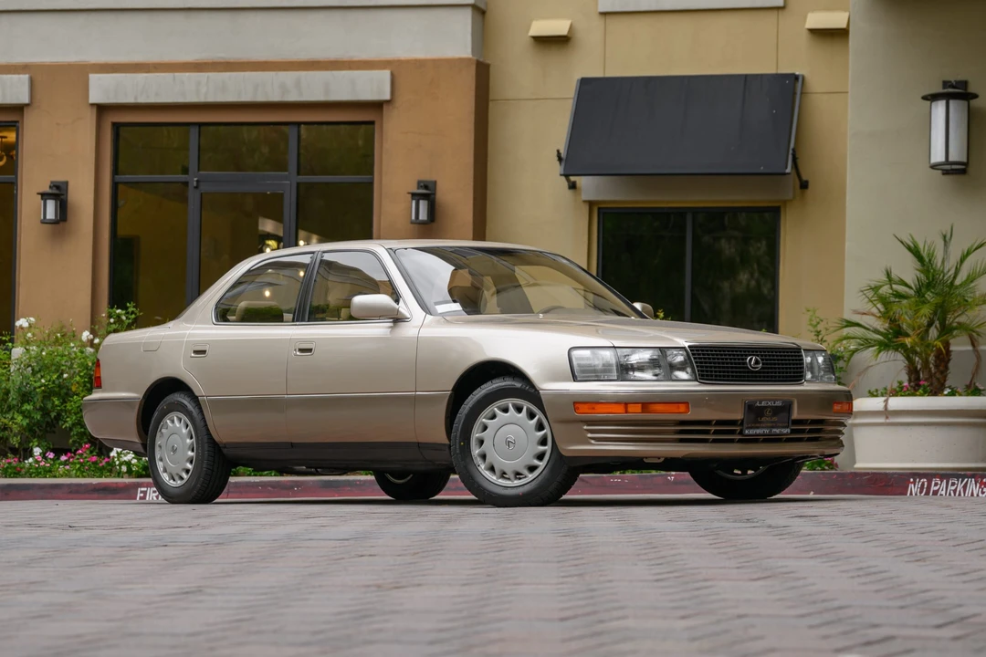 1992 Lexus LS 1st Gen - Image 10 of 31