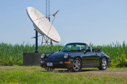 1992 Porsche 911 Carrera 4 Cabriolet