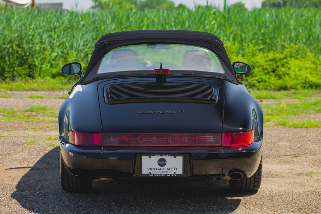 1992 Porsche 964 Carrera 4 - Image 16 of 31