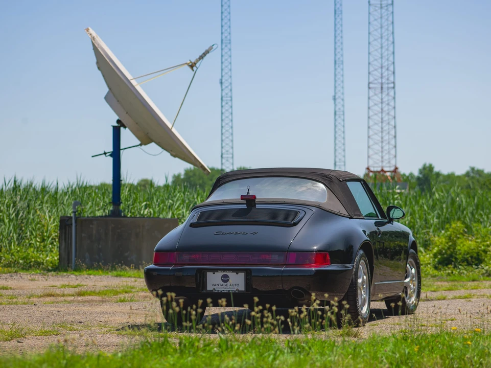 1992 Porsche 964 Carrera 4 - Image 17 of 31