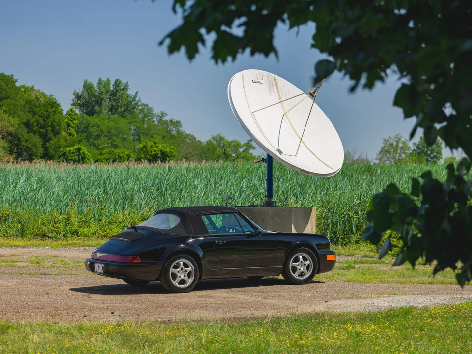 1992 Porsche 964 Carrera 4 - Image 25 of 31
