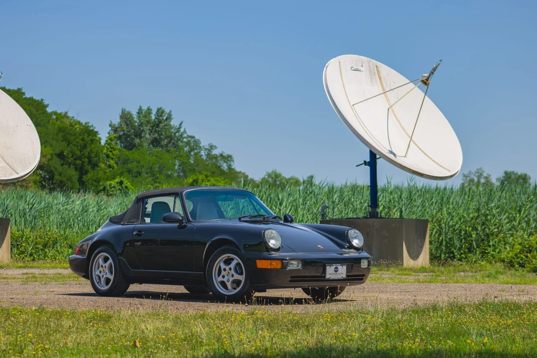 1992 Porsche 964 Carrera 4 - Image 30 of 31