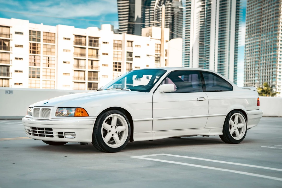 1993 BMW E36 3 Series - Image 2 of 31