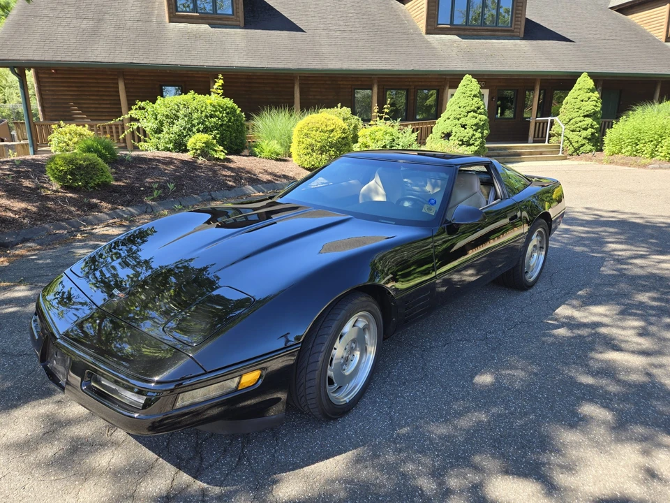 1994 Chevrolet Corvette C4 - Image 3 of 31