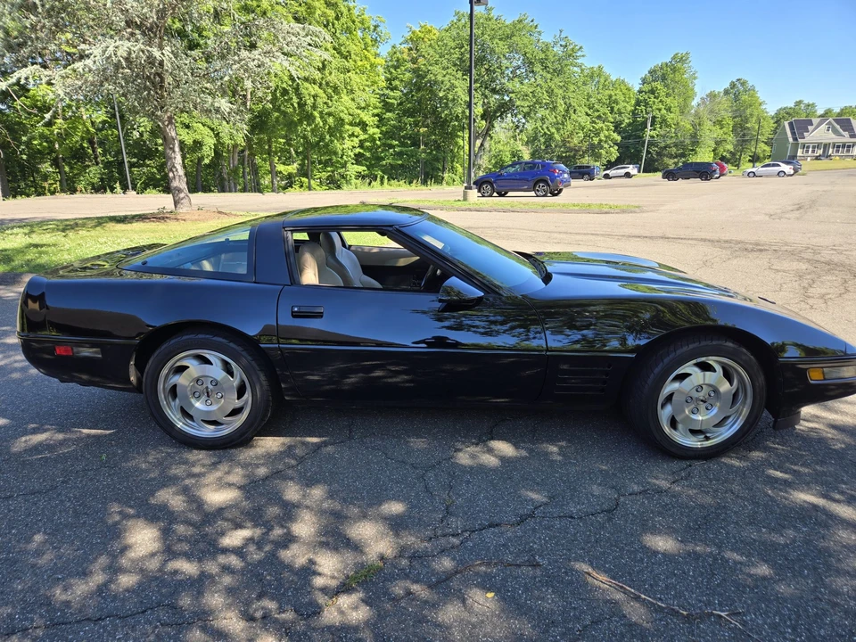 1994 Chevrolet Corvette C4 - Image 12 of 31