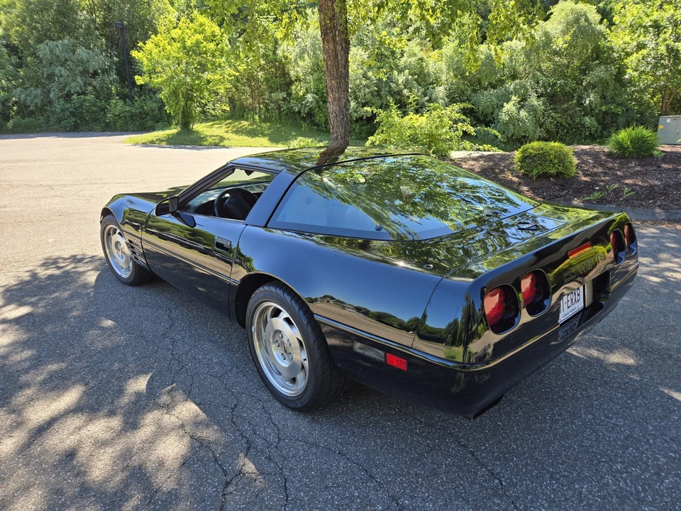 1994 Chevrolet Corvette C4 - Image 5 of 31