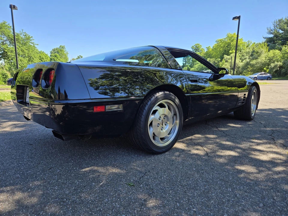 1994 Chevrolet Corvette C4 - Image 10 of 31