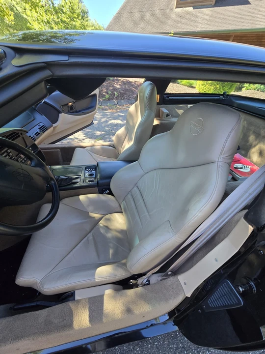 1994 Chevrolet Corvette C4 - Image 25 of 31