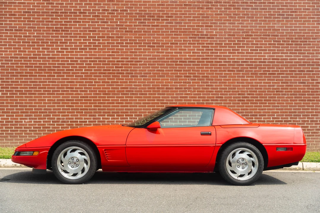 1995 Chevrolet Corvette C4 - Image 29 of 31