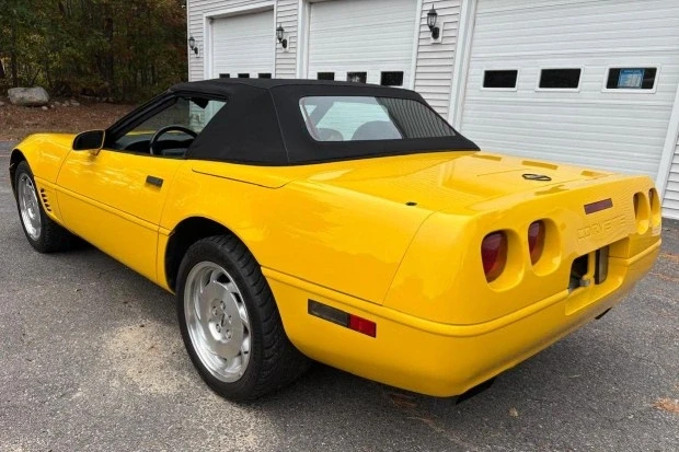 1995 Chevrolet Corvette C4 - Image 2 of 8